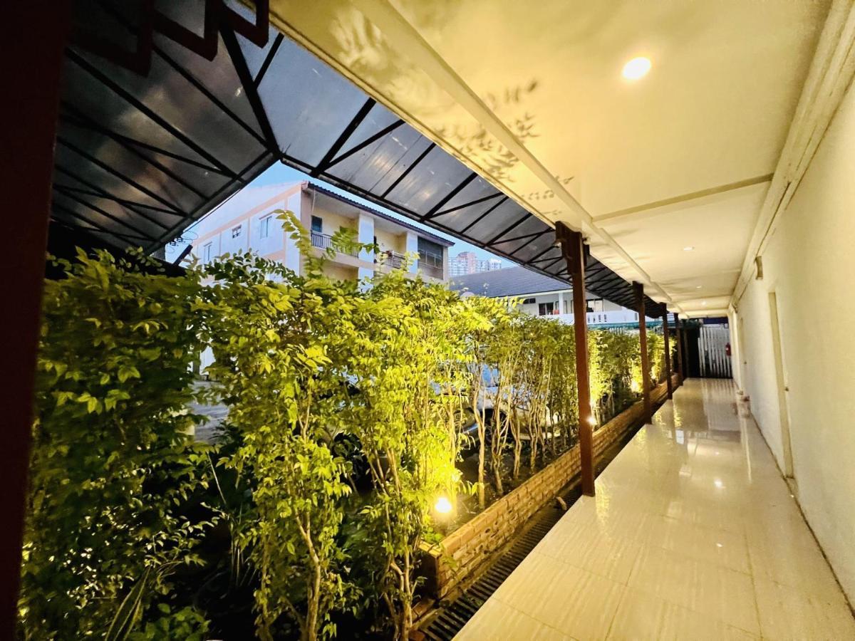 Inn Kham Apartment Chiang Mai Exterior photo